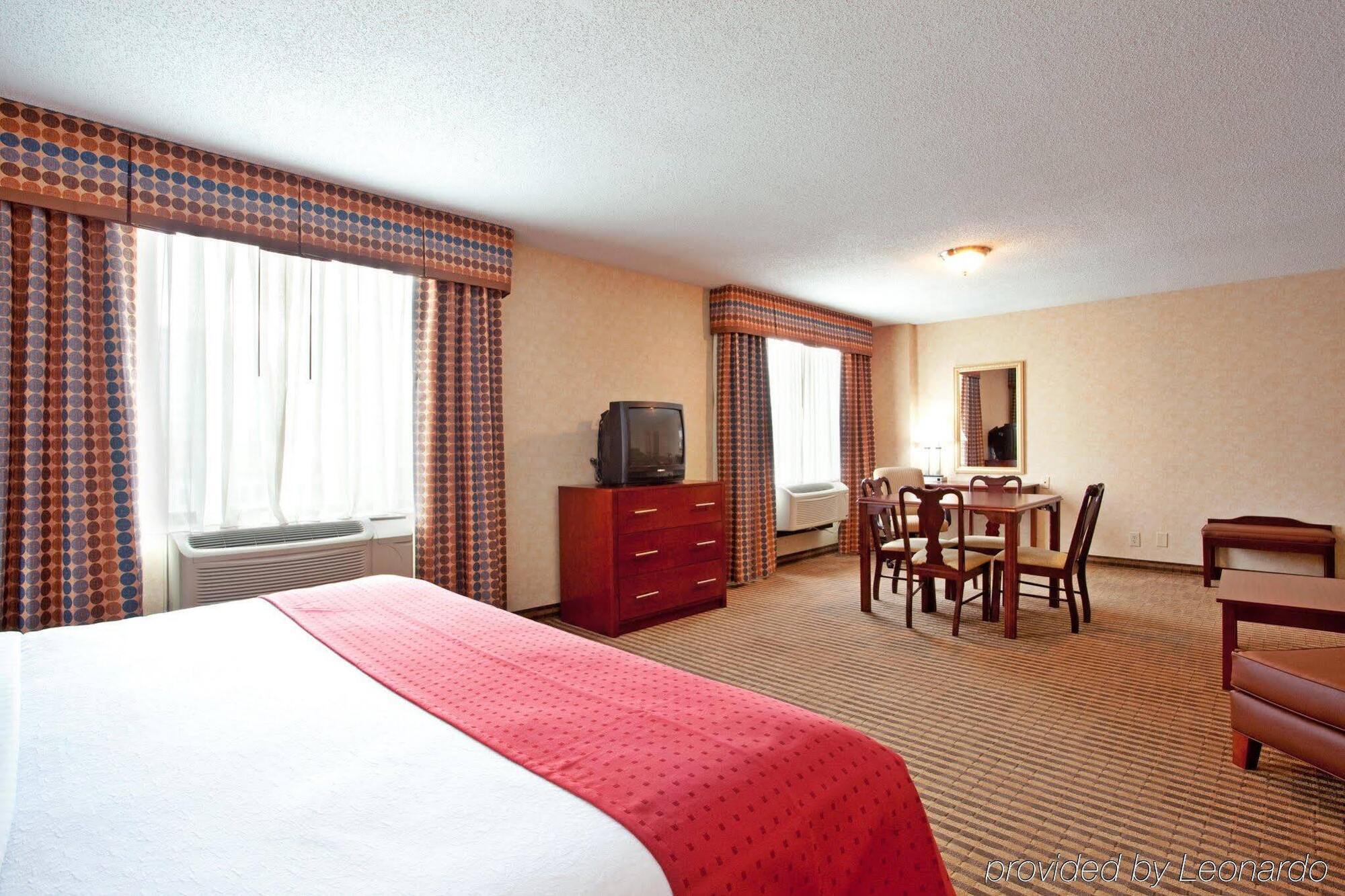 Lynchburg Grand Hotel Екстер'єр фото