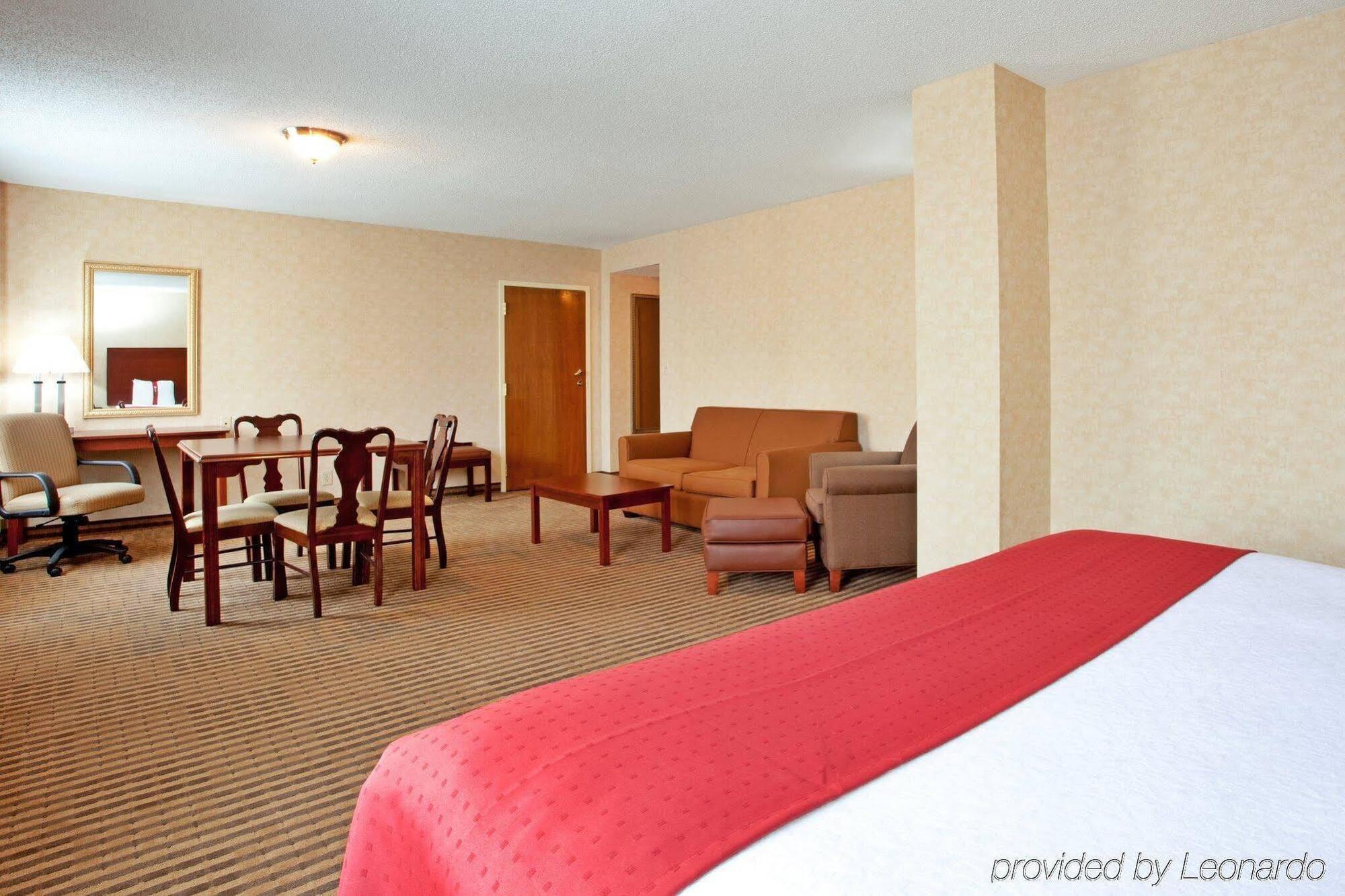 Lynchburg Grand Hotel Екстер'єр фото